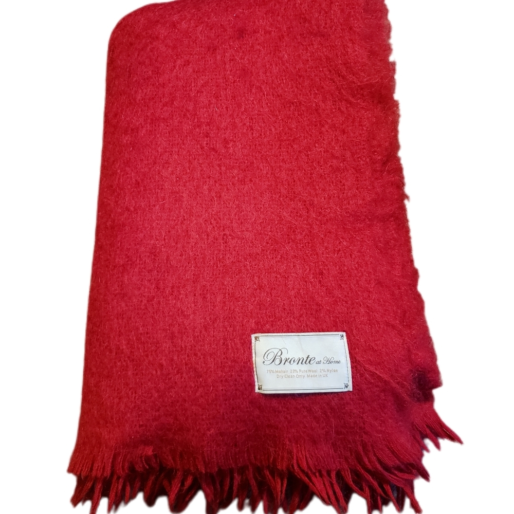 Vintage Bronte at Home 75% Mohair  23% Pure Wool 2 % Nylon  Wine/red Excellent c